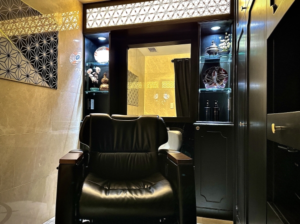 HIROGINZA PREMIUM BARBER Vietnam Ho Chi Minh