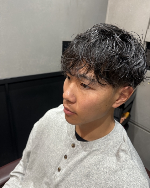 シャドウパーマ