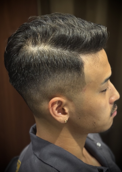 スキンフェード✖️アイロンパーマ