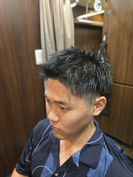 スパイキーショート