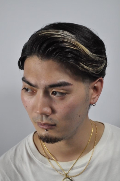 毛流れ活かすナチュラルスタイル