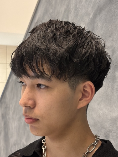 シャドウパーマ