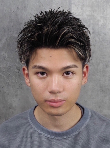 ツーブロックアップバング