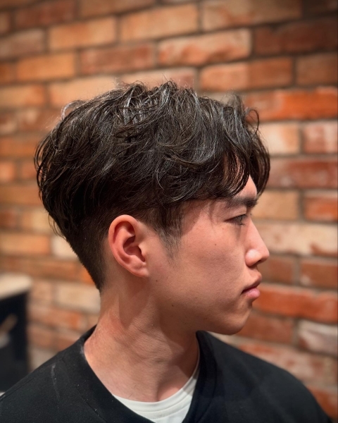 大人のナチュラルウェーブショート