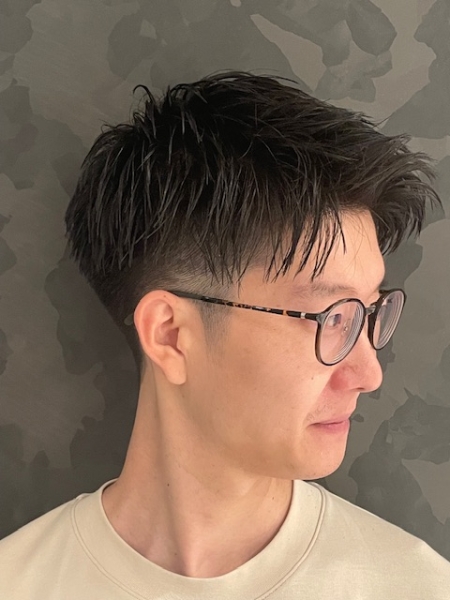 アップバングショート