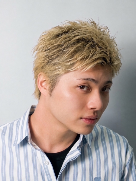 スパイキーショート×梅田 難波