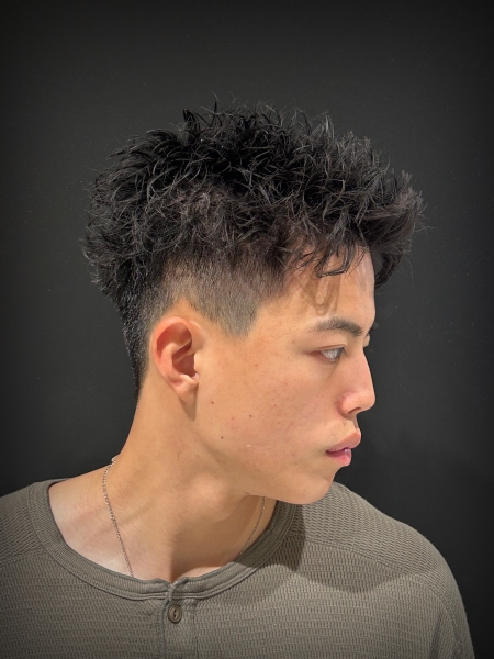 スパイキーパーマ