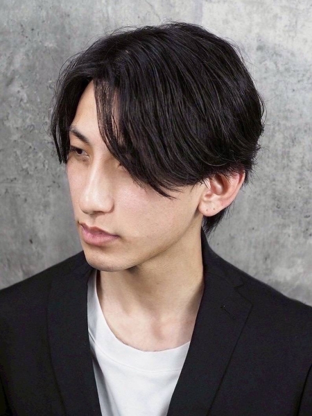 センターパート/ニュアンスパーマ〈理容室〉