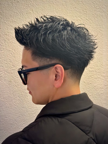アップバングショートスタイル