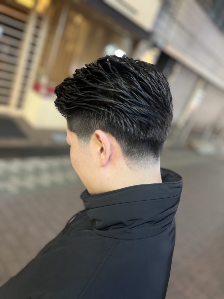 王道テーパーフェード×七三ビジネススタイル