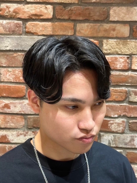 センターパートニュアンスパーマ