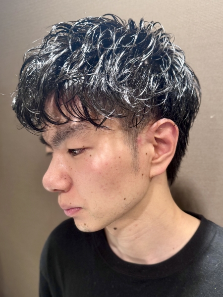 シャドウパーマ