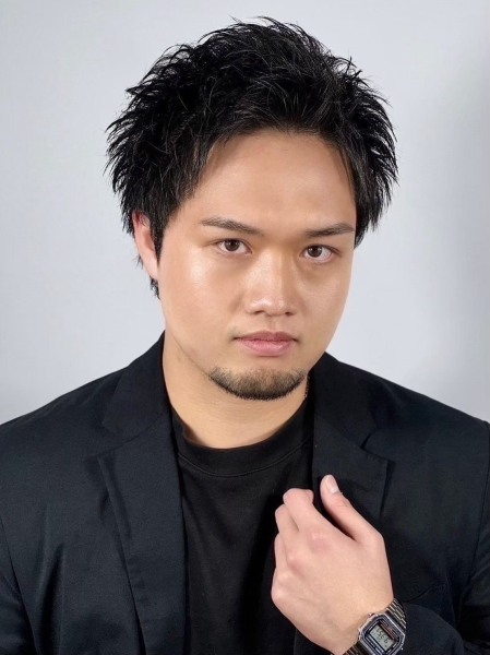 好印象ビジネス!アップバング×ツーブロック・ワイルドショート