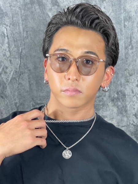 【ツヤ感ウェット】大人のかきあげ七三ショート