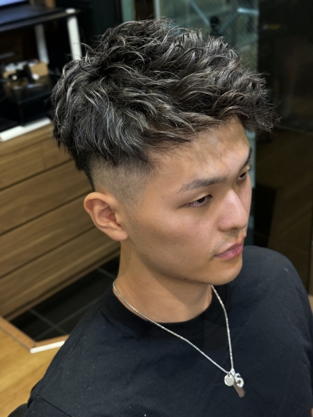 ツイストスパイラルフェード