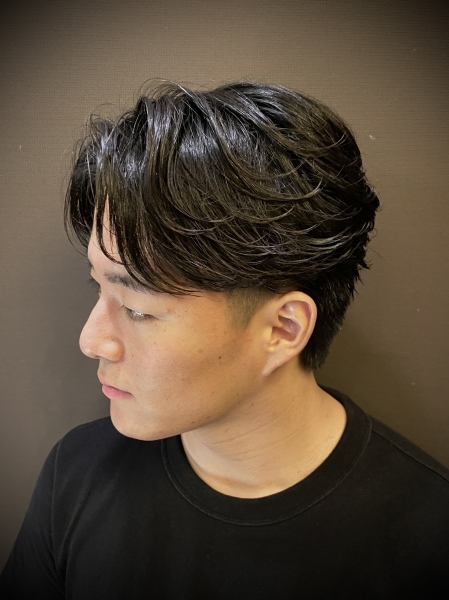 フェザーパーマ×センターパート