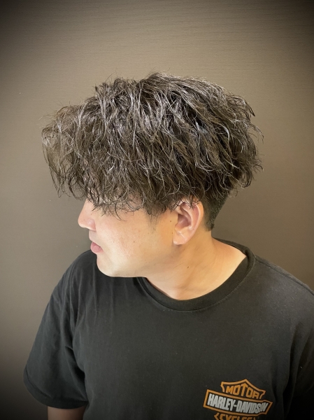 ツイストスパイラル×センターパート ×マットカラー