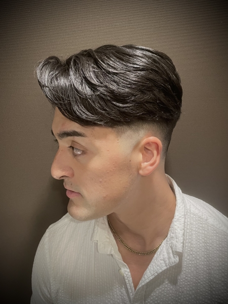 重めセンターパート ×フェード