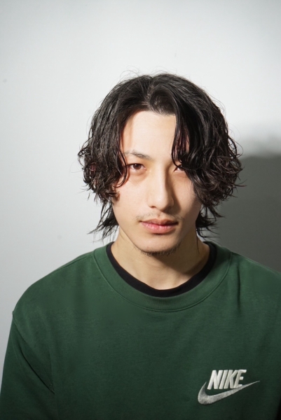 セミロングスパイラルパーマ