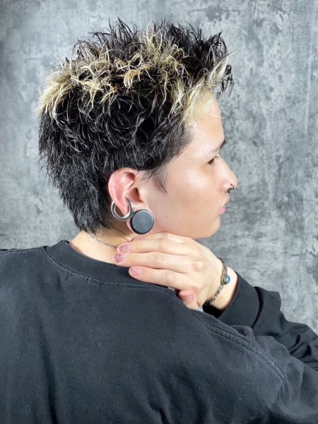 スパイキーショート