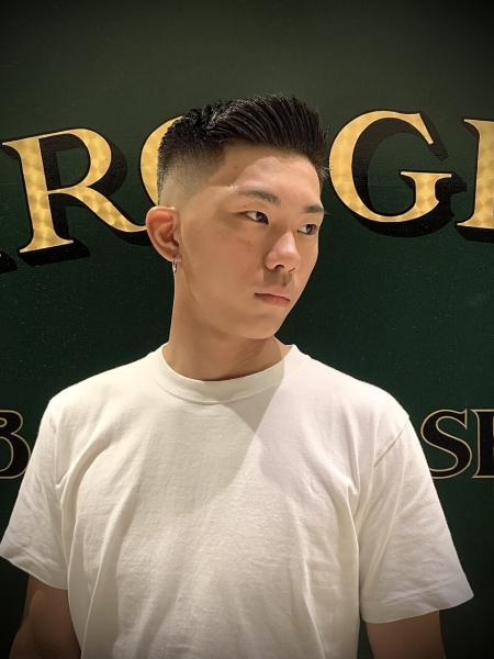 スキンフェードショート