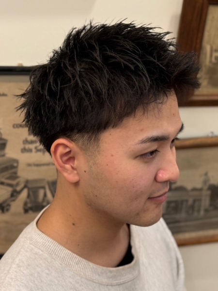 アップバングショート