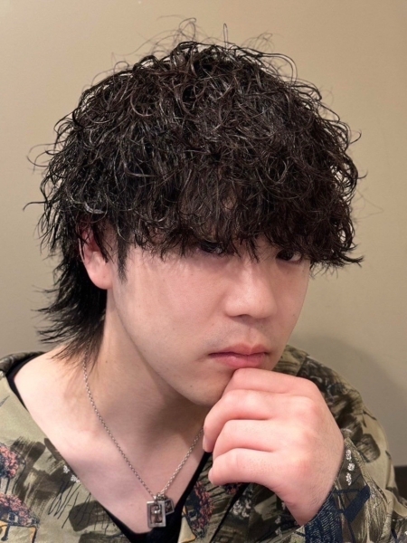 襟ありツイスパ