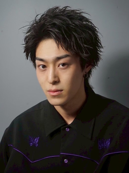 アップバングショート