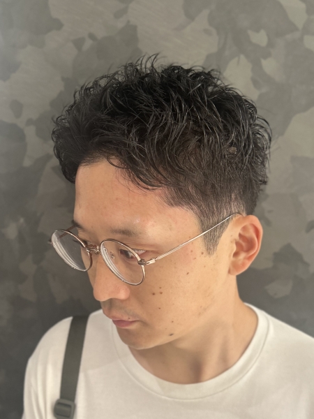 スパイキーパーマ