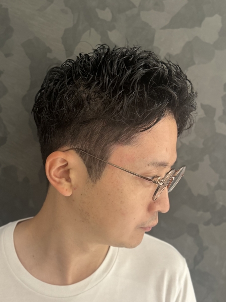 スパイキーパーマ