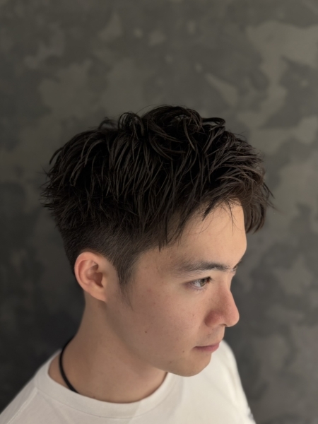 アップバングショート