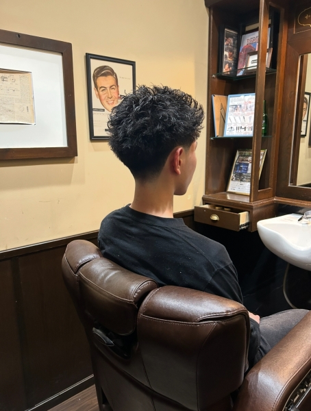 スパイキーパーマ