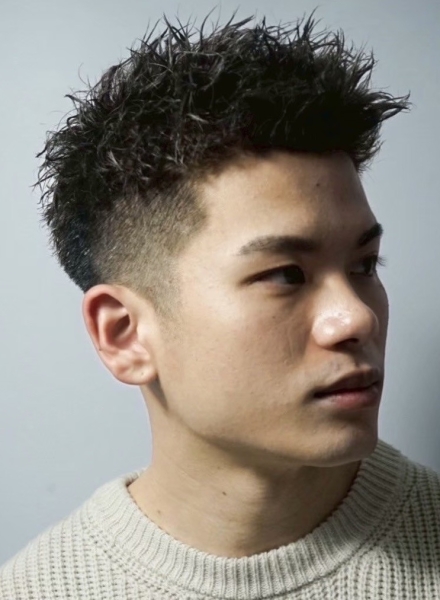 スパイキーパーマ