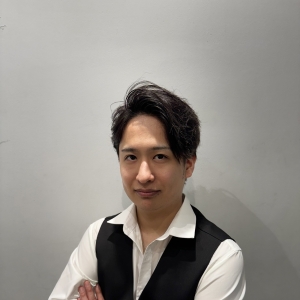 【Giám đốc】 Okamoto Kotaro 【Manager】